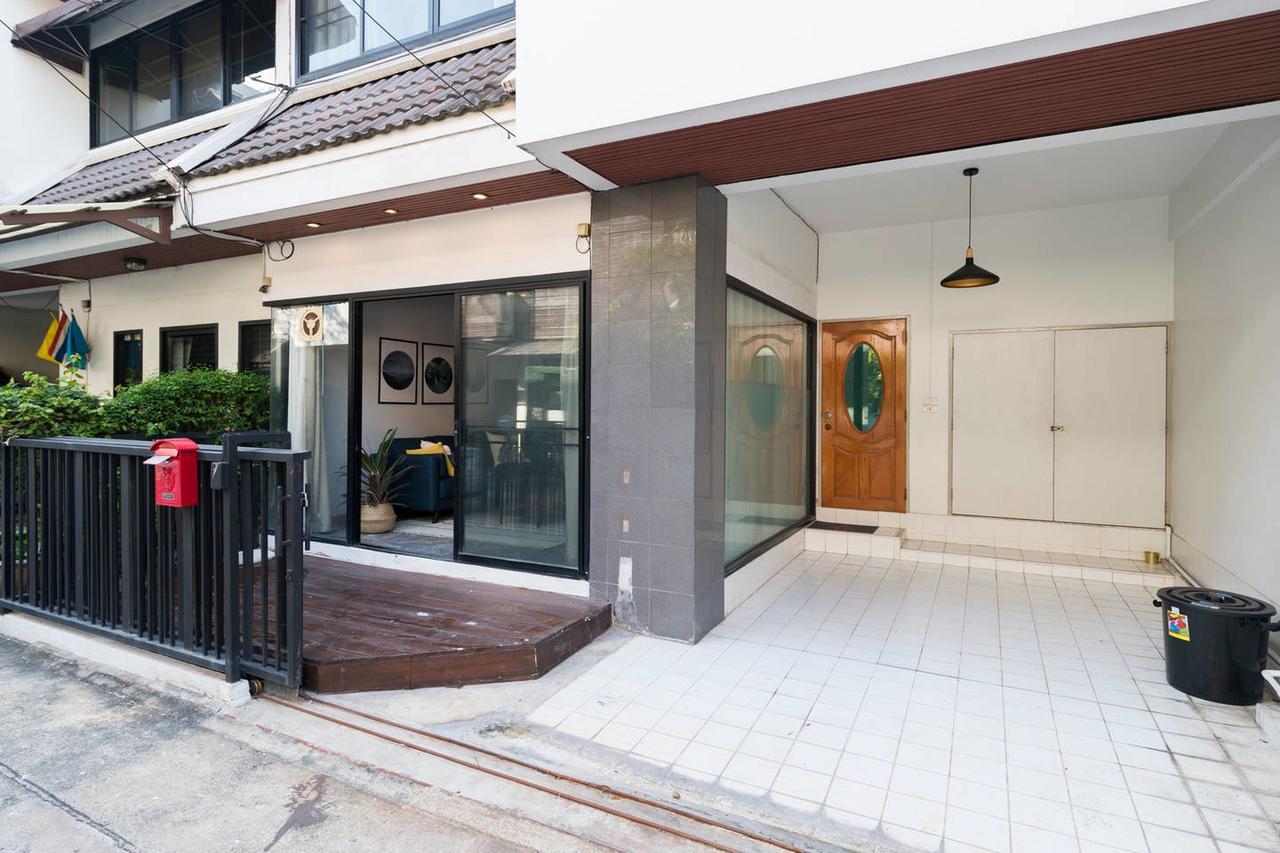 Adelis 55 Villa Bangkok Eksteriør bilde